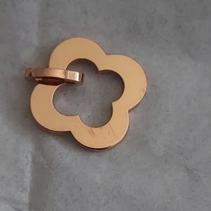 Trade or buy Van cleef arpels pendant